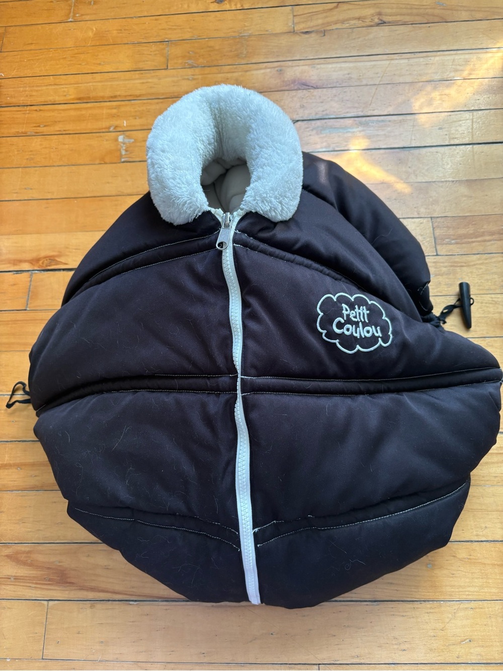 Petit Coulou Black Original -25 Celcius Car Seat Cover